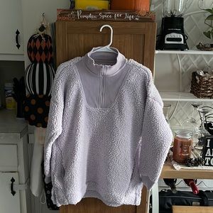 Woman’s Aerie size medium